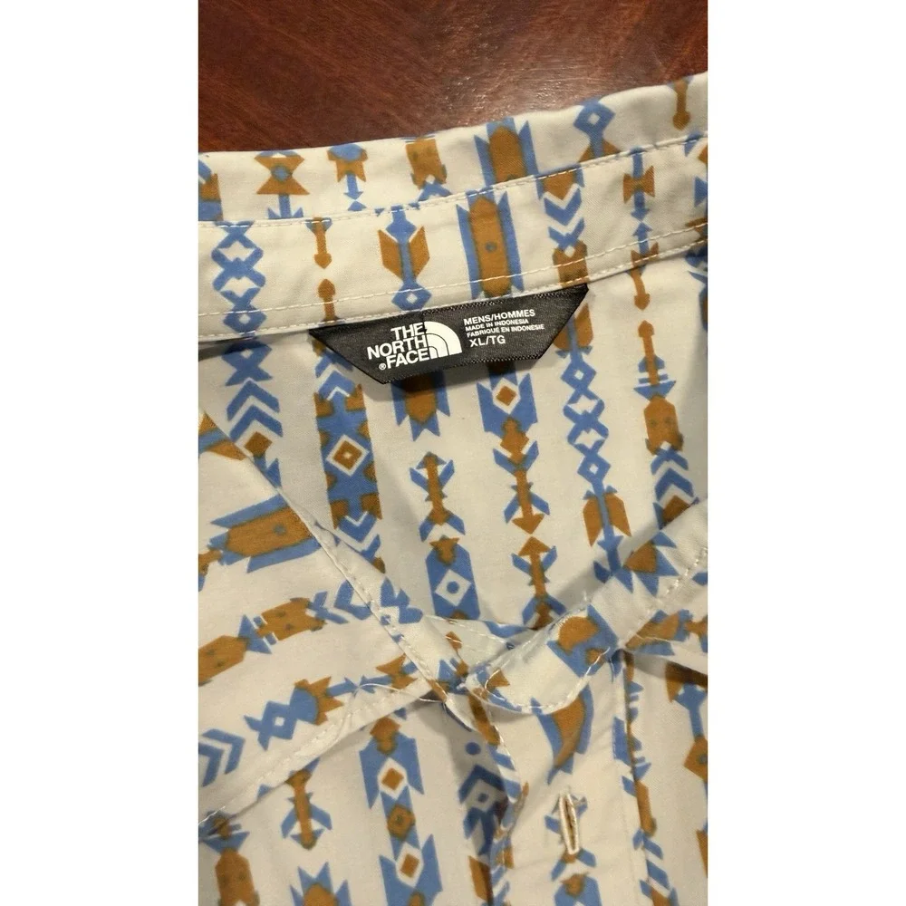 The North Face Mens XL Button Up Shirt Aztec Southwestern Geometric Short Sleeve